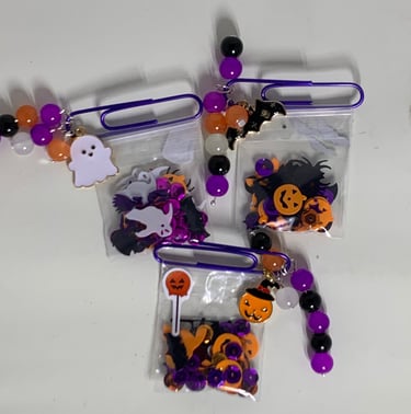Halloween sequin paper clip