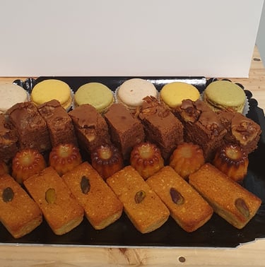 Petits fours sucrés secs et moelleux