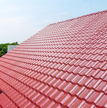 Atap uPVC Motif Genteng merk Royalroof untuk Rumah Tinggal