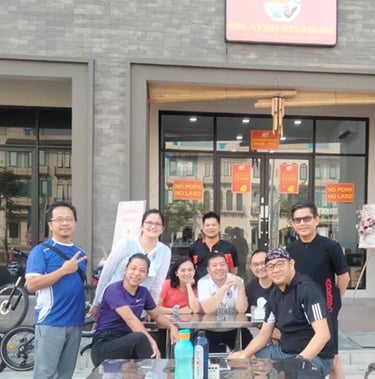 Keseruan makan di Mie Ayam Kesawan rukan osaka pik 2