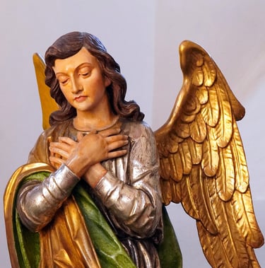 Santo Anjo em oração
