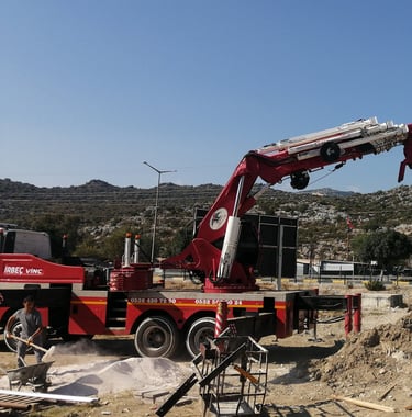 Zed Elektrik mühendislik ekibi, yüksek mühendislik standartlarıyla elektrik projelerinde üstün başar