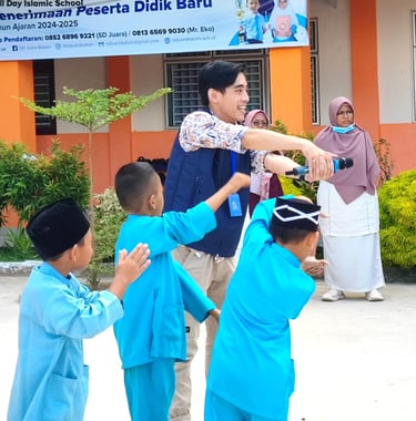 SD Juara Batam Harumas Berbagi PT Usaha Kiat Permata CSR