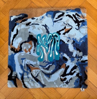 Teppich mit abstrakten Pferden abgebildet in Blautönen