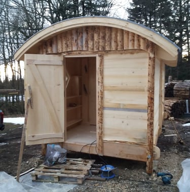 montage-sauna-exterieur-bois