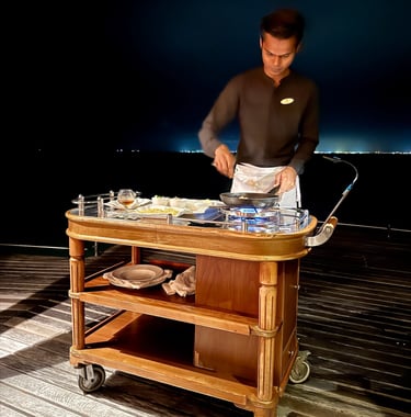Baros Maldives dinner service