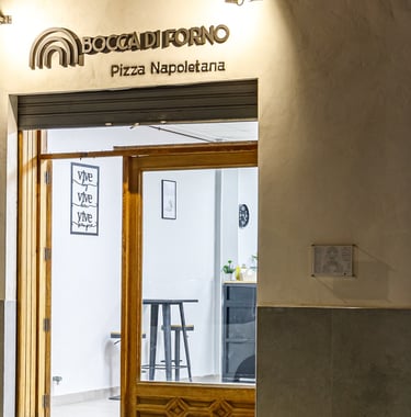 entry to the best take away neapolitan pizza denia