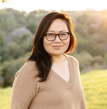 Helen H. Lee Social Media Strategy Consultant