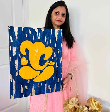 Richa Rashmi with Ganesha Art Richa Gallery
