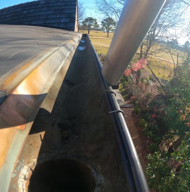 Clean copper gutters