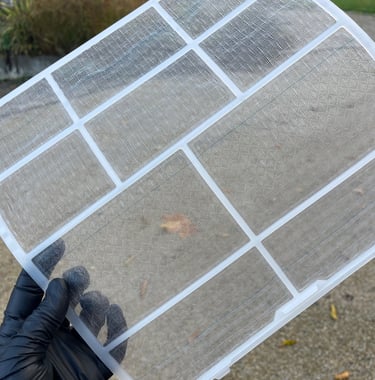 Filtre de climatisation nettoyé : maintenance pour une qualité d'air optimale par PAC OURAGAN.