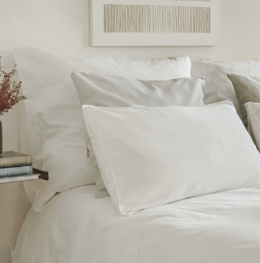 OEKO-TEX certified sustainable duvet cover in neutral tones made in Portugal
