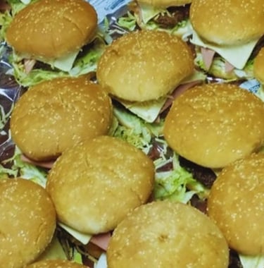 Hamburguesa en Delipizzas Cajamarca