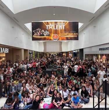 Casting Tour Talent 2025 dans un centre commercial en France avec un publique nombreux 