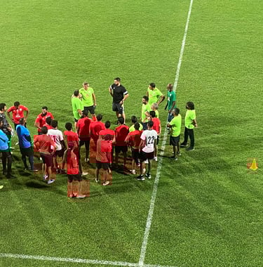 Abel Lorenzo Agras durante asesoría a la selección de Maldivas