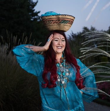 Basket dance with Shahravar wearing turquoise assuit dress