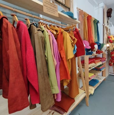 creations artisanales oogaya, vetements en teinture vegetale