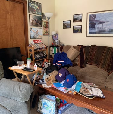 cluttered-living-room-before-photo
