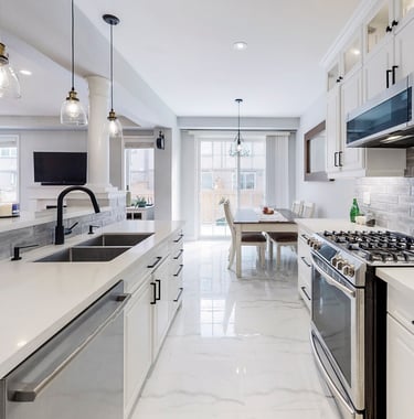 Kitchen project in Brampton | New Cabinets and tiles