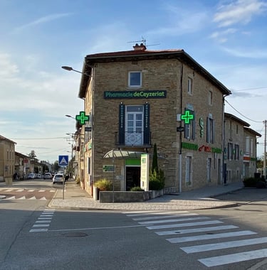 Pharmacie de Ceyzériat vue de dehors.