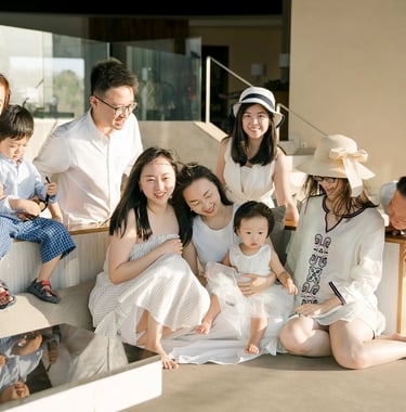 Stefy family gathering naturally at Renaissance Uluwatu Bali