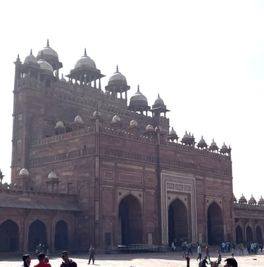 The Buland Darwaza, as seen from the complex inside