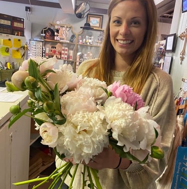 Lake Guntersville Flowers. Gina's Flowers, Guntersville Flowers