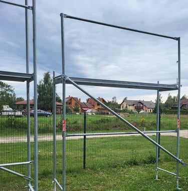 tērauda sastatnes stalažas 3x2.8m