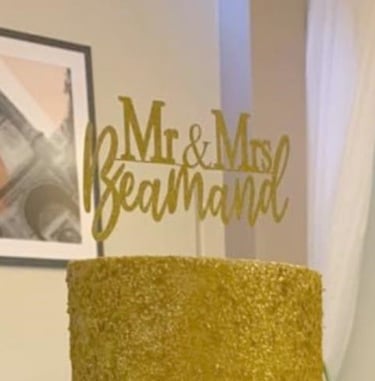 TBD008 - Inline Mr & Mrs Surname £5