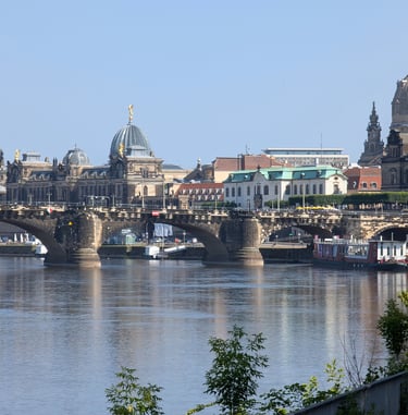 ssPanoramic view of the Dresden skyline with its iconic baroque architecture and Elbe river.