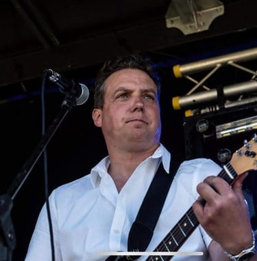 The Dodgers - Rock/Pop covers band Banbury