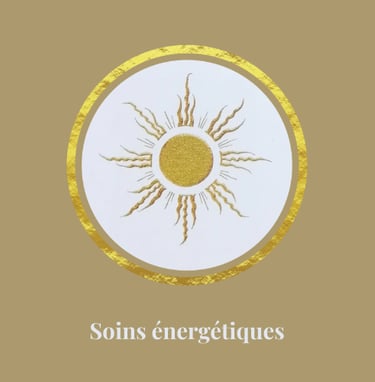 un soleil entouré d'un cercle doré
