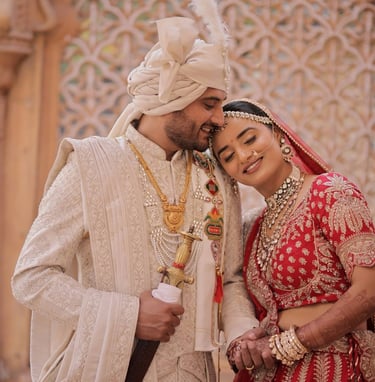 vadodara bride and groom makeup and couple photography in wedding day vadodara