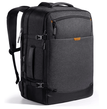 Ein grauer Reiserucksack in Handgepäckgröße.