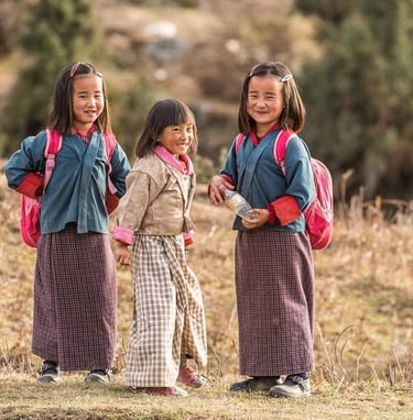 Bhutanese_School_Going_Children_at_Pjobjikha_Valley_Western_Bhutan