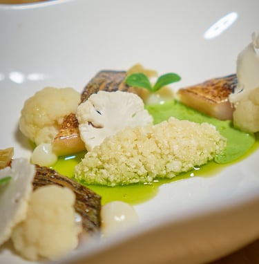 Entrée autour du maquereau mariné au Ponzu