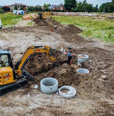 ekskavatorius kasa transeja