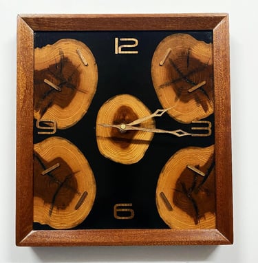 Wood wall clock with Epoxy resin, best ever gift