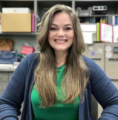 Hello! I excited to find ways to help you develop digital skills and gain cashflow. 