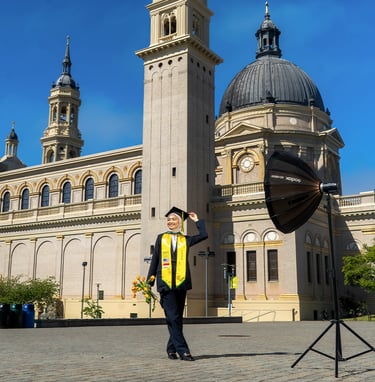 Outdoor portrait photo near Golden Gate Bridge