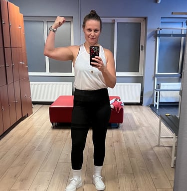 Carolien de Boer, fitnesstrainer & body image coach. Gespecialiseerd in vrouwen. 