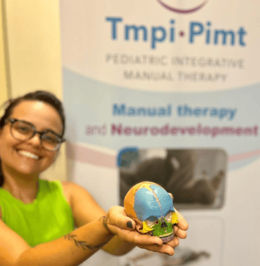 terapia manual para desenvolvimento motor de bebês