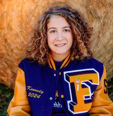 Hershey PA Senior Picture Photographer. Lancaster PA senior picture photographer. Manheim PA senior pictures