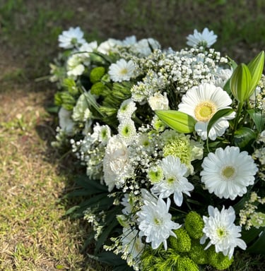 deuil fleur hommage par Artisan Fleuriste Ergué-Gabéric proche de Quimper