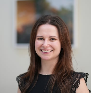 Dr Julia Pasztorova Intensive Care Fellow 
