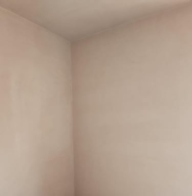 High-quality plastering near me in Worcester, smooth wall finish by D and N Plastering.