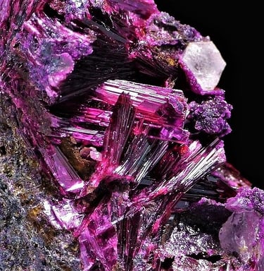 Erythrite