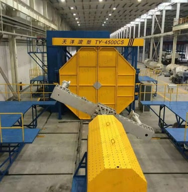 shuttle rotomolding machine