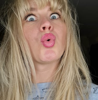 English Language for Beginners, a course designed to get you talking.