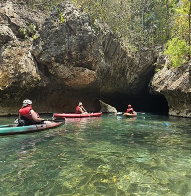 Cave Kayaking with Jaguar Paw Belize